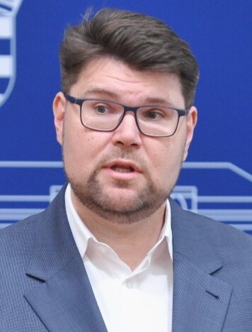 Autor Nepoznat - https://www.sdp.hr/grbin-sdp-predlaze-izmjene-zakona-ovlastima-europskog-javnog-tuzitelja/, CC BY 3.0, https://commons.wikimedia.org/w/index.php?curid=159442598